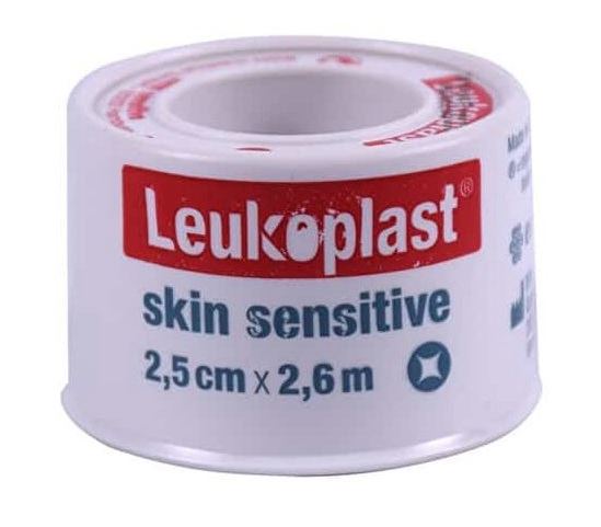 LEUKOPLAST SKIN SENSITIVE CEROTTO SU ROCCHETTO CON MASSA ADESIVA IN SILICONE M2,6 X 2,5CM 1 PEZZO - Dolomiti e Natura